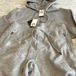 Men’s large gray Ralph Lauren Polo jogger sweat suit.